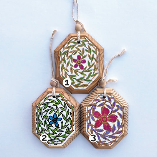 Reclaimed Wood Christmas Ornaments - Greenery, One Flower