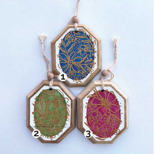 Reclaimed Wood Christmas Ornaments - Gold Flowers